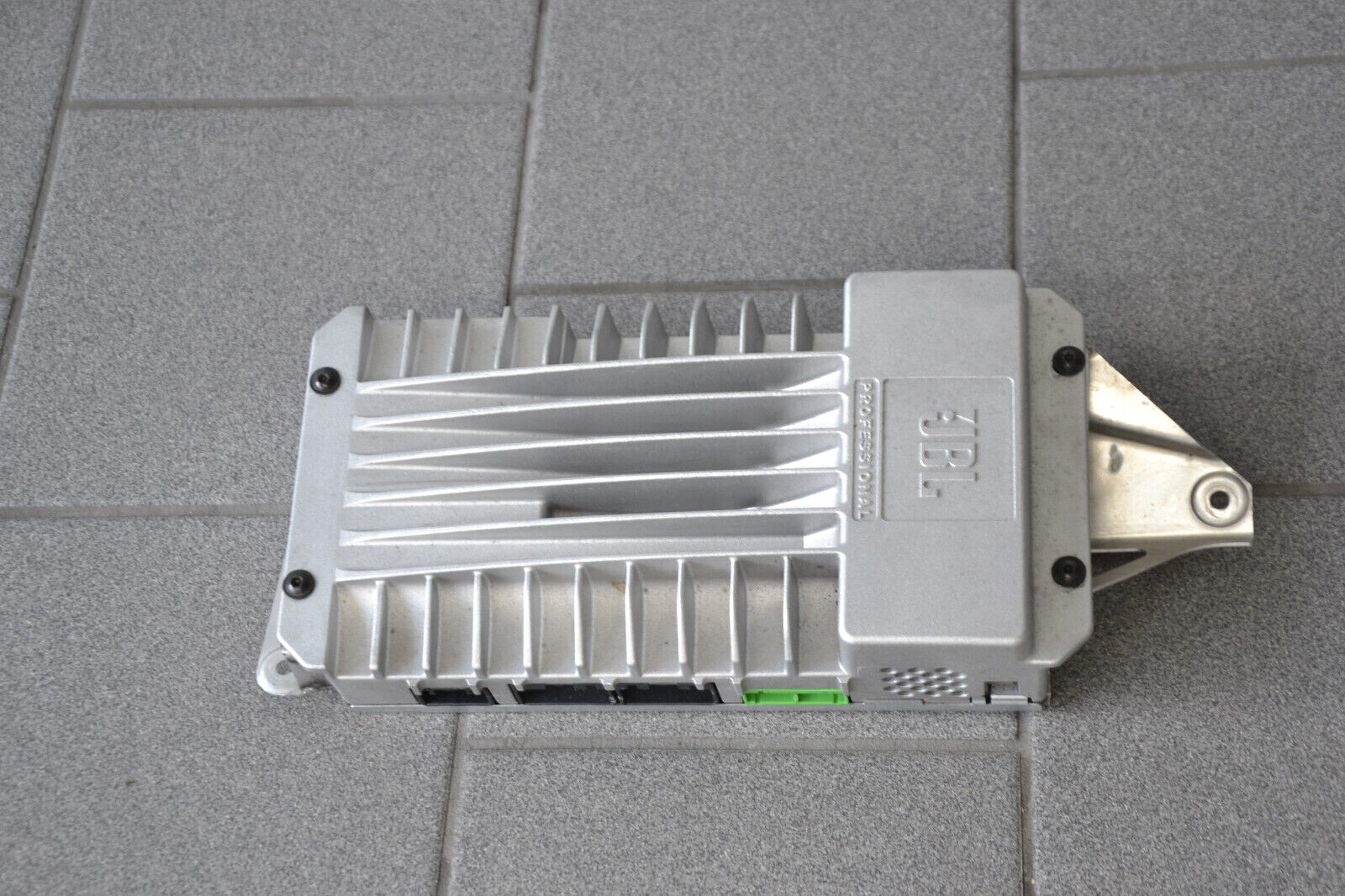 Ferrari Harman Becker JBL Amplifier Repair Service_2